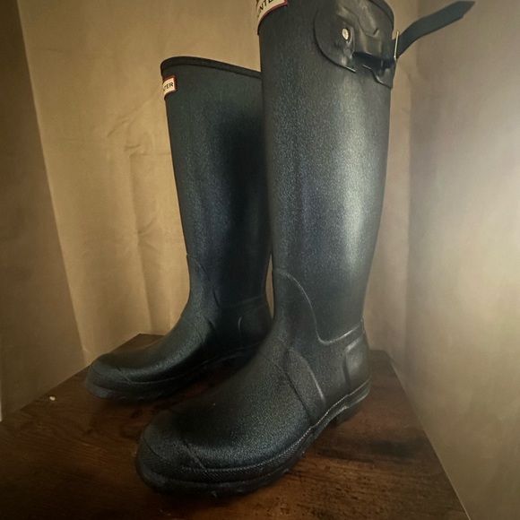 Hunter Navy Blue Tall Rainboots - Picture 5 of 6